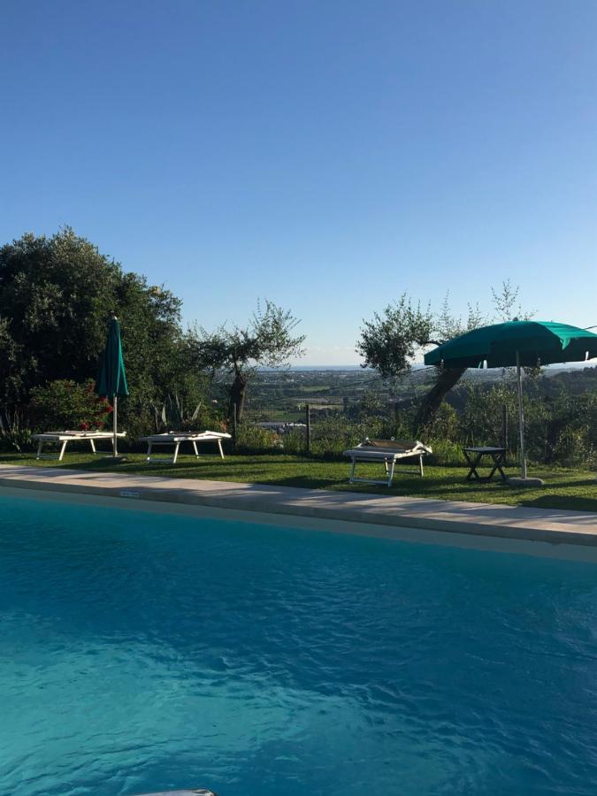 Azienda Agricola Della Mezzaluna Stiava Exteriör bild